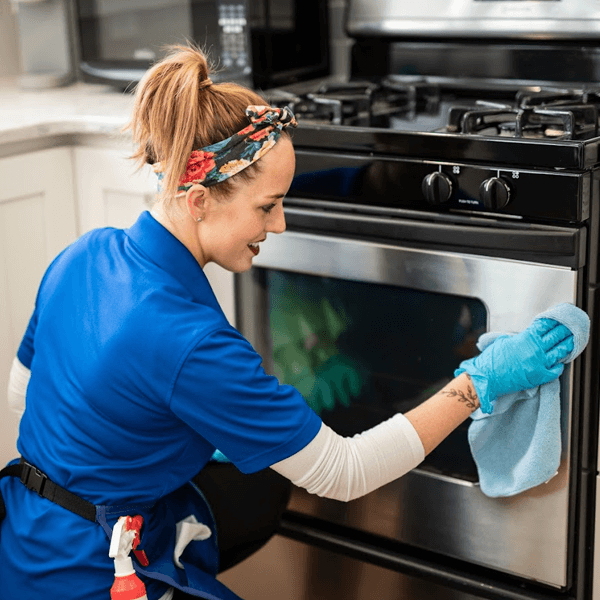 Mutfak Zeminindeki Yağ Lekelerinden Kurtulma Yolları : Kapak Görseli